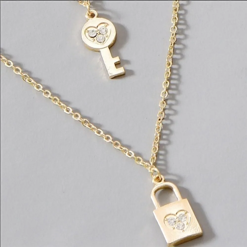 Layered Necklace Key & Lock Zinc Alloy Rhinestone